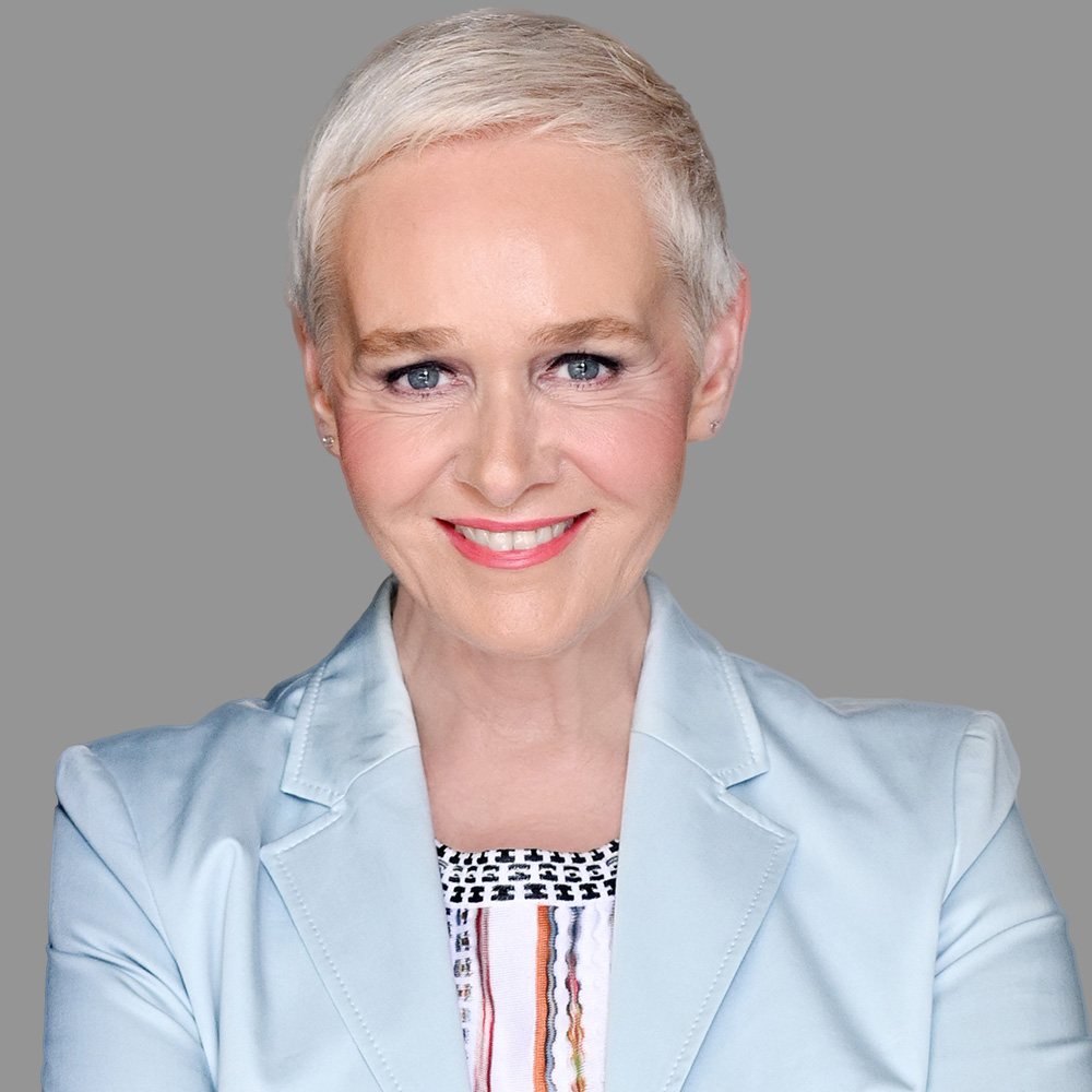 Dr. Simone Hellmann